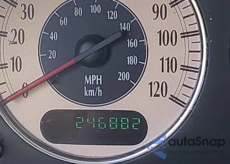 2002 Chrysler Town & Country Limited из США, поврежденный, VIN 2C8GT64L62R683472